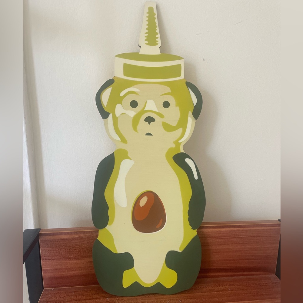 FNNCH LE Avo bear